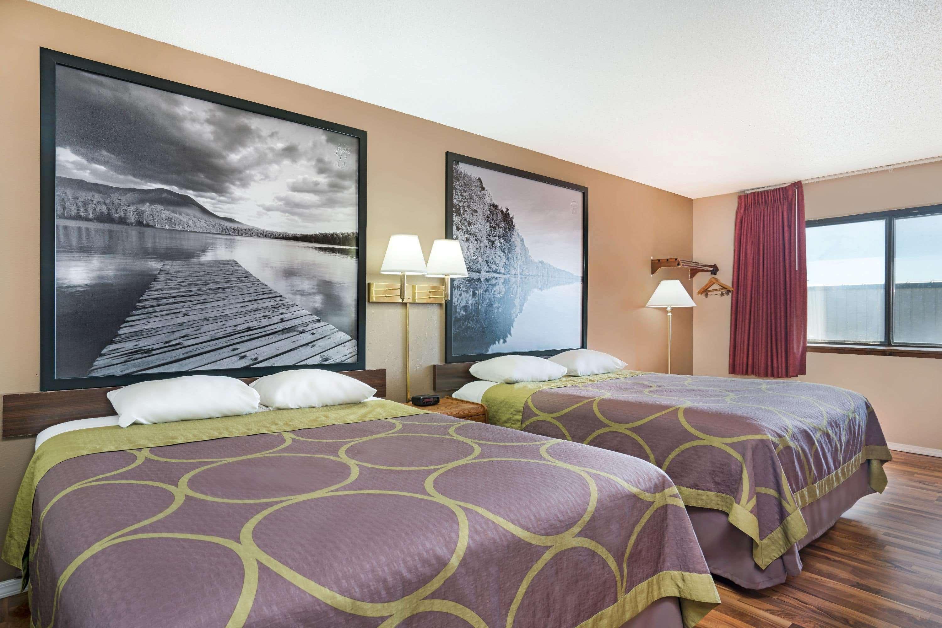 Super 8 By Wyndham Marshall Mn Экстерьер фото